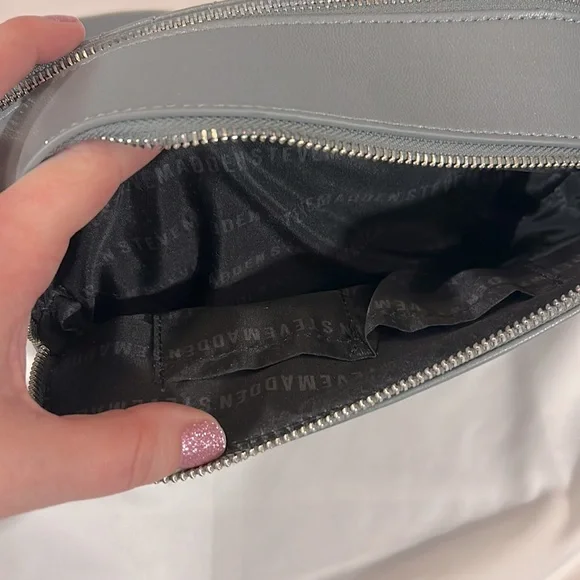 Steve Madden Grey Crossbody Bag - Picture 6 of 10